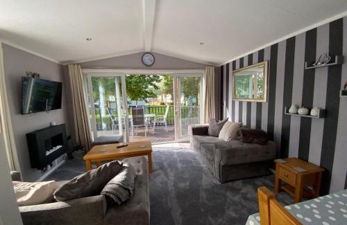 Wisbech Resort | Country Gem
