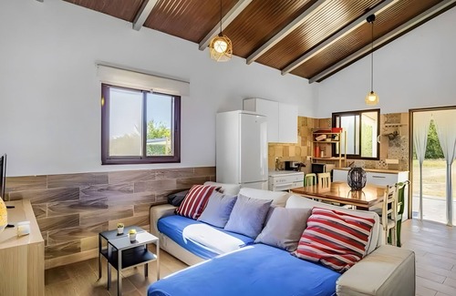 Brena y Marismas de Barbate Natural Park House | Country House 'Buenavista' with Private Pool, Private Terrace and Wi-Fi