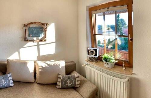 Pantow Apartment | Country holiday home at Teich- Reet covered/Ostseenah/bei Binz - Apartment