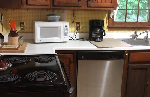 Weston House | Country Home in Weston Vermont Welcomes You!