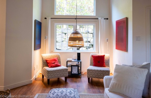 Mont-Tremblant Cottage | Country Home with Mountain View