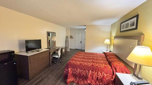Franklin Hotel | Country Host Inn