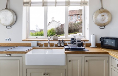 Blagdon House | Country House, 12 Person Hot Tub & Lake Views