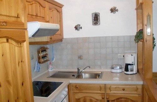 Missen Apartment | Country house apartment in a quiet location with balcony SH 4/6 - Ferienapartments Schneeheide