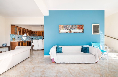 South Rhodes Apartment | Country House 'Blue Pearl Apolakkia 2' with Shared Pool, Shared Terrace and Wi-Fi