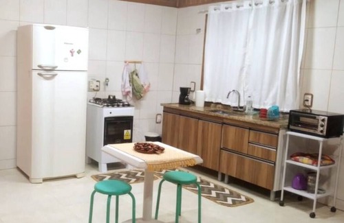 Campos do Jordao Cottage | Country House with Mountain Views. Capivari 15 minutes. Pets Welcome!