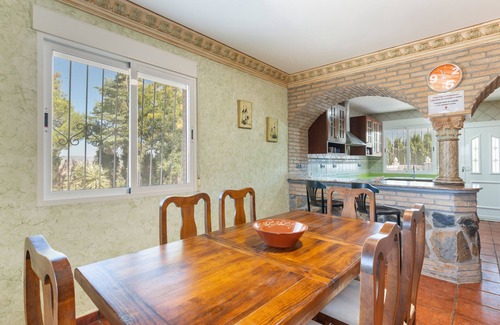 Pliego House | Country House 'Cavila' with Lake View, Wi-Fi and Air Conditioning