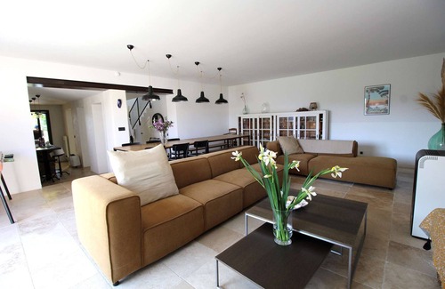 Le Castellet House | Country house for 15P. Le Castellet, Var, private pool, beaches 6 mls.