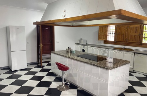 Alora House | Country House 'Hacienda Los Olivos 1' with Mountain View, Wi-Fi and Air Conditioning
