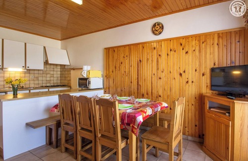 Albiez-le-Vieux House | Country house located at the foot of the Albiez-Montrond ski slopes (35km of runs) and in the heart of the village.