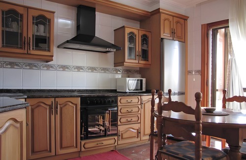 Valtierra House | Country House 'La Parada' with Mountain View, Private Terrace and Wi-Fi