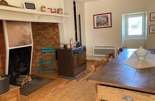 Sadroc House | Country house located in a small Corrézien village