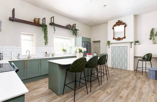 Chelwood House | Country House near Bath | Sleeps 20