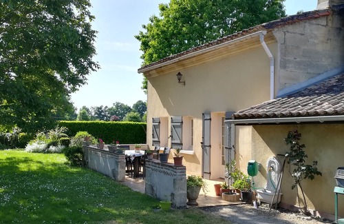 Coutras House | Country house near Bordeaux st emilion sarlat. large garden
