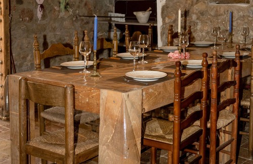Veinat de Penedes House | Country house near the Costa Brava i les Gavarres