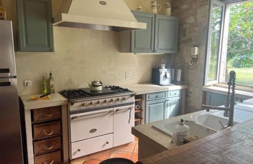 Foulayronnes Other | Country house near Agen. Large swimming pool, 5 bedrooms
