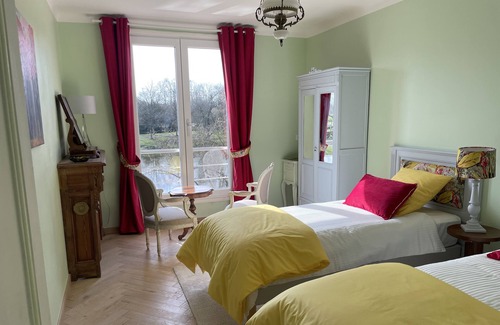 Chavagne House | Country house on the river 13 kms south of Rennes