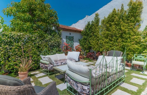 Silves House | Country House 'Perfect To Relax' with Private Terrace, Wi-Fi and Air Conditioning