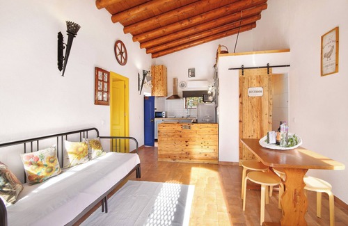 Tavira Villa | Country House "Quinta do Mestre - Casa do Campo" with Sea View, Shared Garden & Wi-Fi