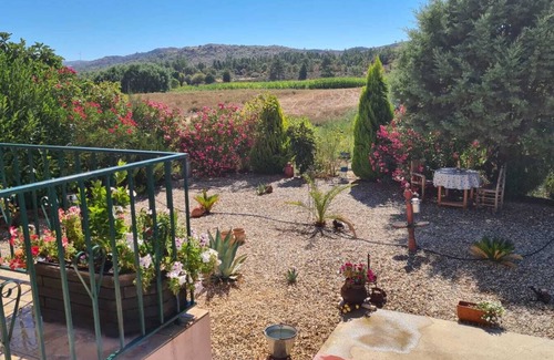 Belmonte Villa | Country House 'Solar Rubina - Piscina Água Salgada' with Mountain View, Wi-Fi and Air Conditioning
