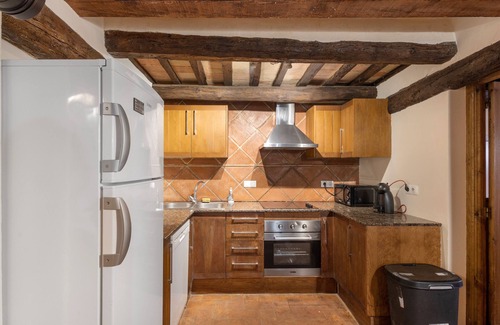 Puigreig House | Country House 'Subiraneta' with Mountain View, Private Pool and Wi-Fi