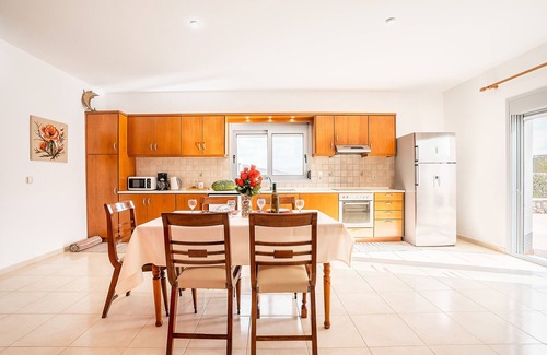 South Rhodes Apartment | Country House 'White Pearl Apolakkia 1' with Shared Pool, Shared Terrace and Wi-Fi