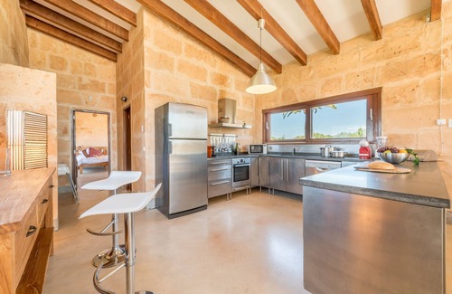 Campos Villa | Country House with Pool, a/a, Large Garden, Terraces & Wi-Fi; Parking Available, Pets Allowed