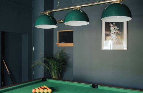Henryd House | Country House within Snowdonia National Park, 10 meter indoor heated pool, gym.