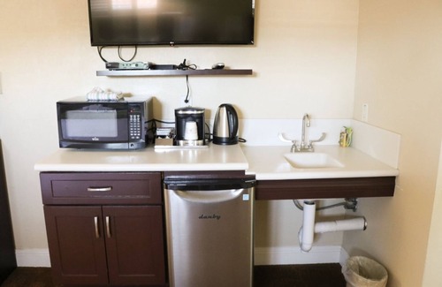 Palo Alto Hotel | Country Inn Motel