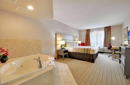 North Charleston Hotel | Country Inn & Suites by Radisson, Charleston North, SC