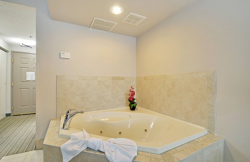 North Charleston Hotel | Country Inn & Suites by Radisson, Charleston North, SC
