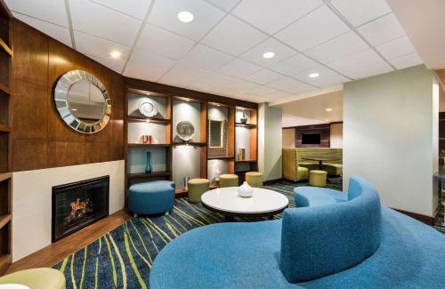 Northeast Virginia Beach Hotel | Country Inn & Suites by Radisson, Virginia Beach Oceanfront , VA