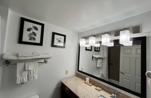 Harrisburg Hotel | Country Inn & Suites by Radisson, Harrisburg - Hershey West, PA