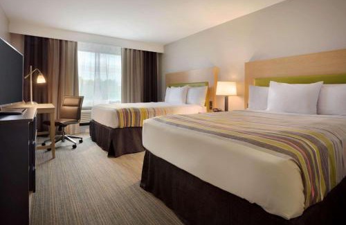 Asheville Hotel | Country Inn & Suites by Radisson Asheville River Arts District