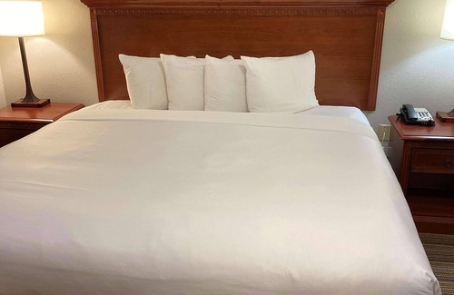 Fort Worth Hotel | Country Inn & Suites by Radisson, Fort Worth, TX