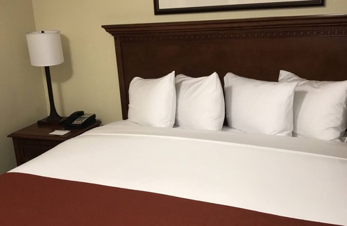Fort Worth Hotel | Country Inn & Suites by Radisson, Fort Worth, TX