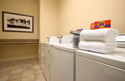 Winterville Hotel | Country Inn & Suites by Radisson, Greenville, NC