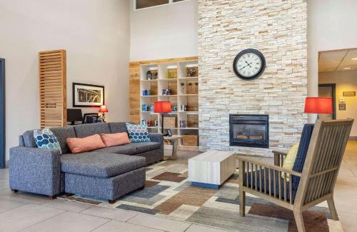 Lumberton Hotel | Country Inn & Suites by Radisson, Lumberton, NC