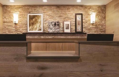 Nashville Hotel | Country Inn & Suites by Radisson, Nashville Airport East, TN
