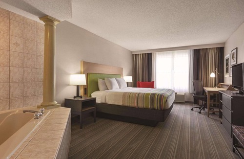 Polk Village Hotel | Country Inn & Suites by Radisson, Beaufort West, SC