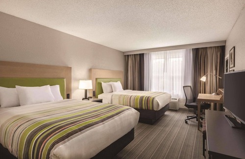 Polk Village Hotel | Country Inn & Suites by Radisson, Beaufort West, SC