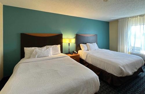 Bismarck Hotel | Country Inn & Suites by Radisson, Bismarck-Mandan
