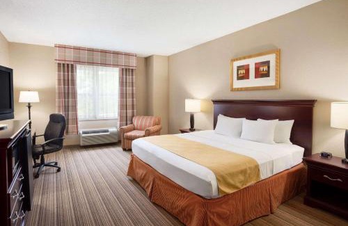 South Hill Hotel | Country Inn & Suites by Radisson, Ithaca, NY