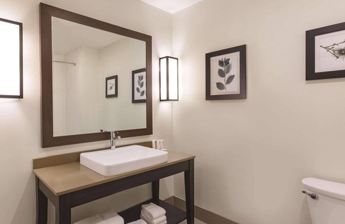 Macon Hotel | Country Inn & Suites by Radisson Macon West