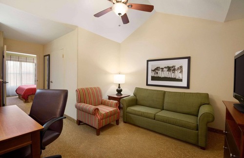 Morrow Hotel | Country Inn & Suites by Radisson, Atlanta I-75 South, GA