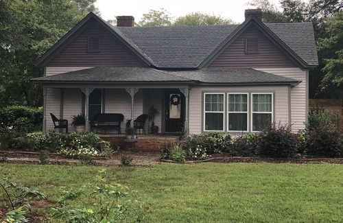 Huntersville House | Country lives in the city