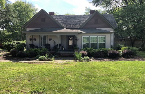 Huntersville House | Country lives in the city