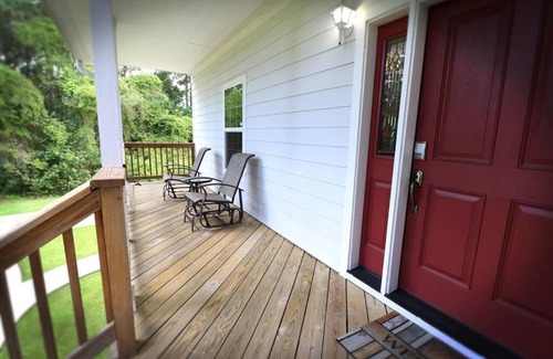 Shoreacres House | Country Livin.. Sleeps 11.. Available!!!