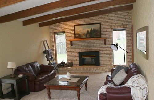 Bismarck House | Country Living at its Best!