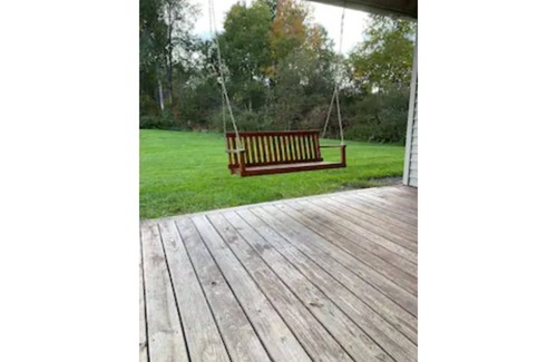 Jamestown House | Country living close to it all